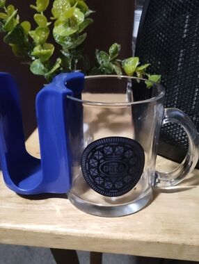 OREO Clear Glass Mug with Blue Handle Holder  Accessory